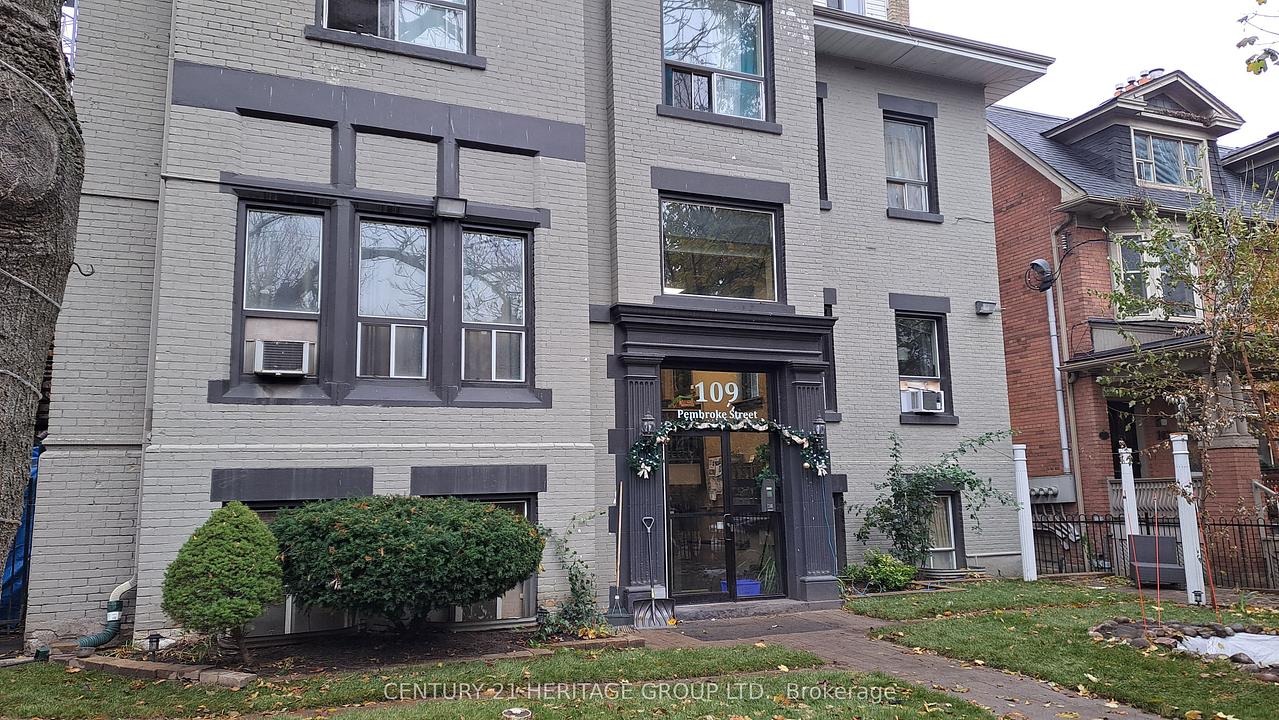 109 Pembroke Street, Toronto, ON