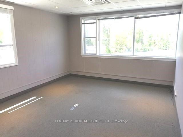 14685 Woodbine Avenue, Gormley, ON