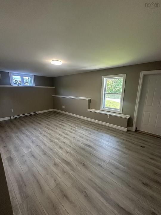 1423 Fall River Road, Fall River, NS