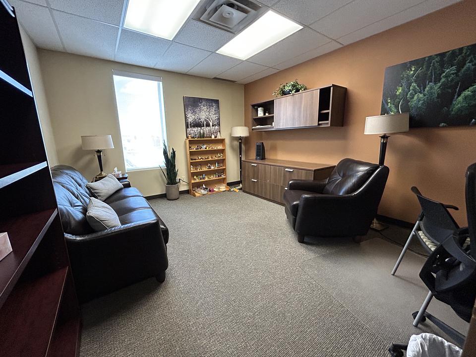16880 - 16880 111 Avenue Northwest, Edmonton, AB