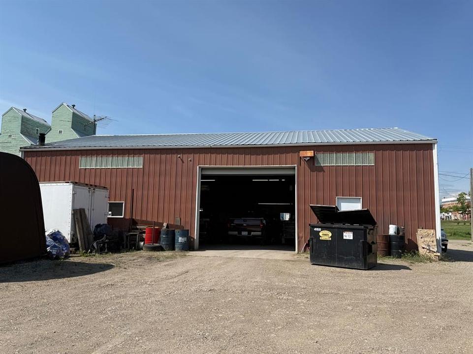 2018 19 Avenue, Nanton, AB