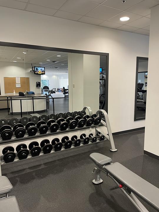 202 - 4555 Kingsway, Burnaby, BC