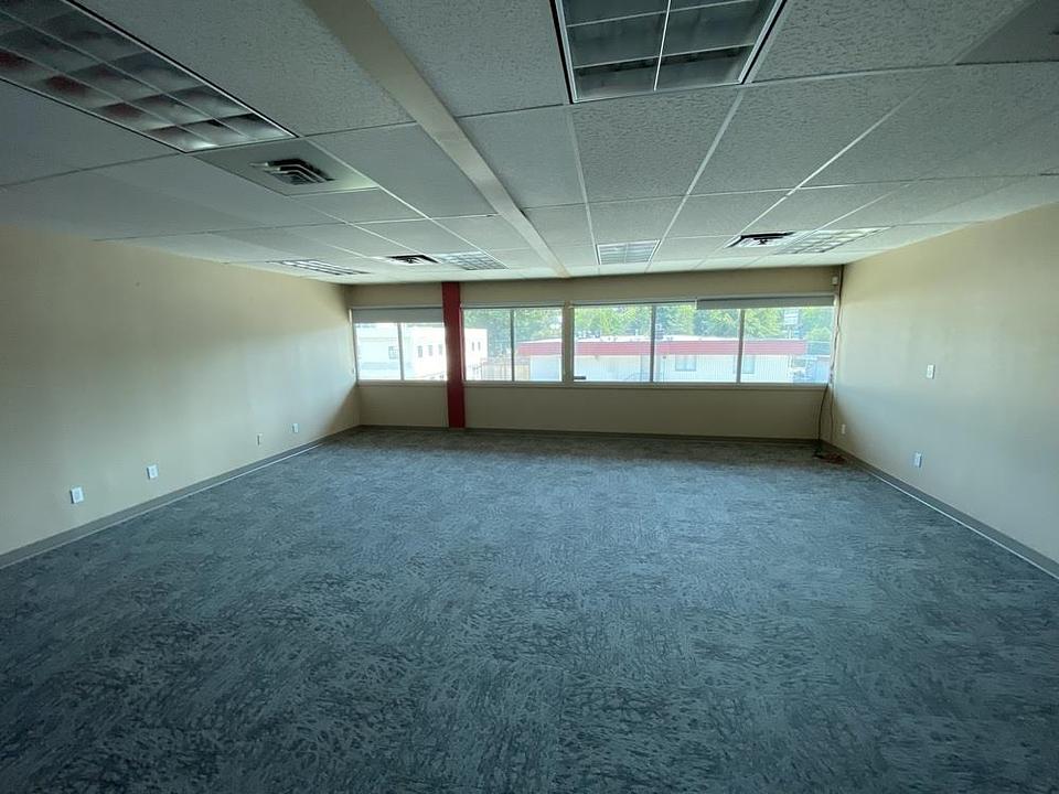 201-215 - 10070 King George Boulevard, Surrey, BC