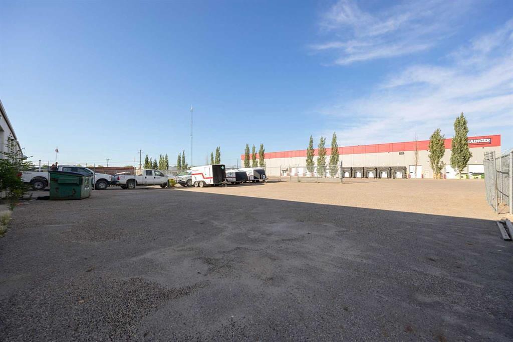 F6 - 380 Mackenzie Boulevard, Fort McMurray, AB