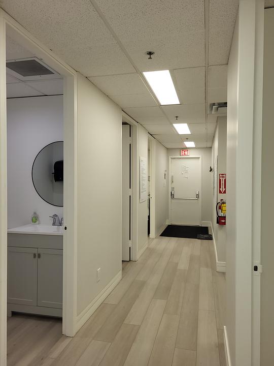 101 - 718 12 Avenue Southwest, Calgary, AB