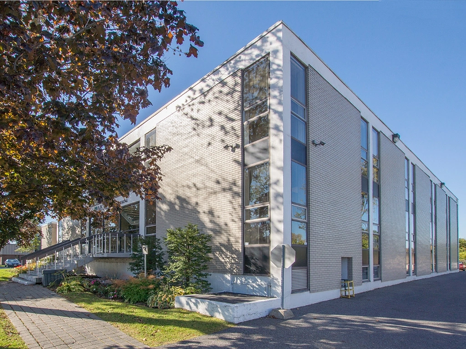 2nd Floor - 1785 Woodward Drive, Ottawa, ON