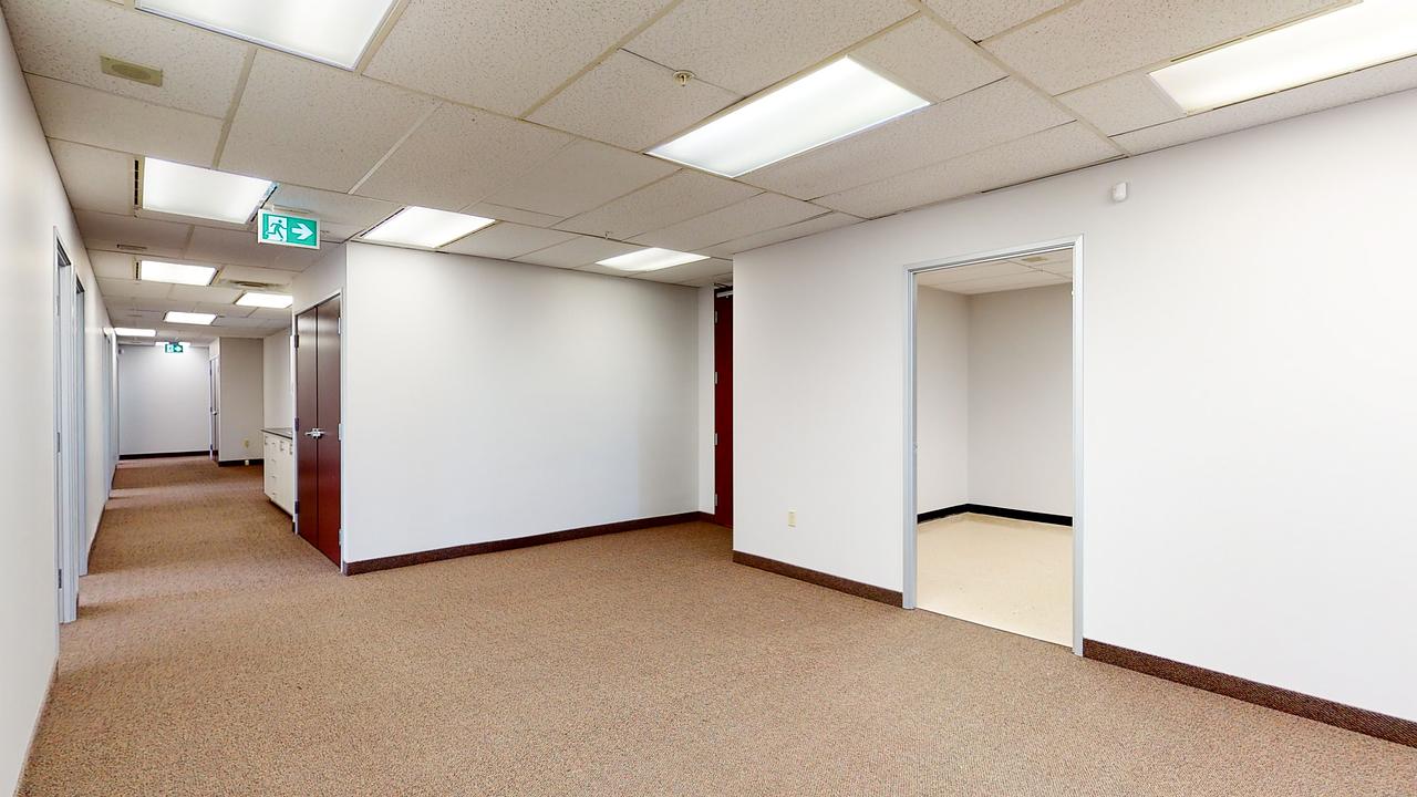 710 - 170 Laurier Ave W, Ottawa, ON