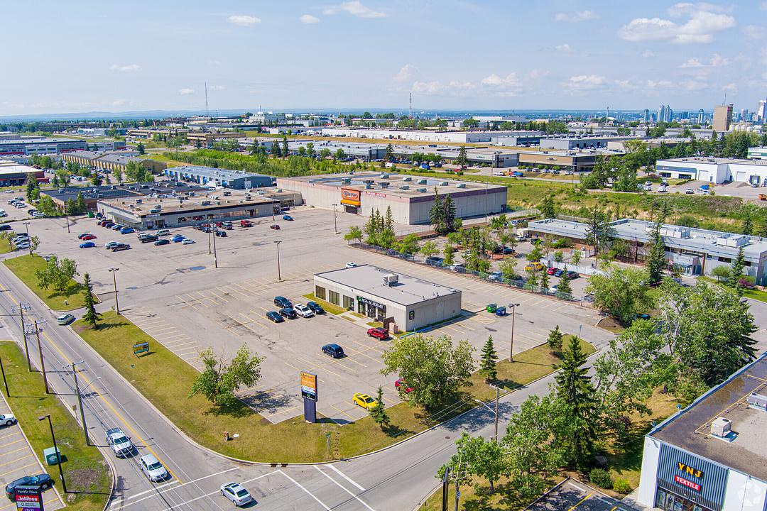 1107 33 Street Northeast, Calgary, AB