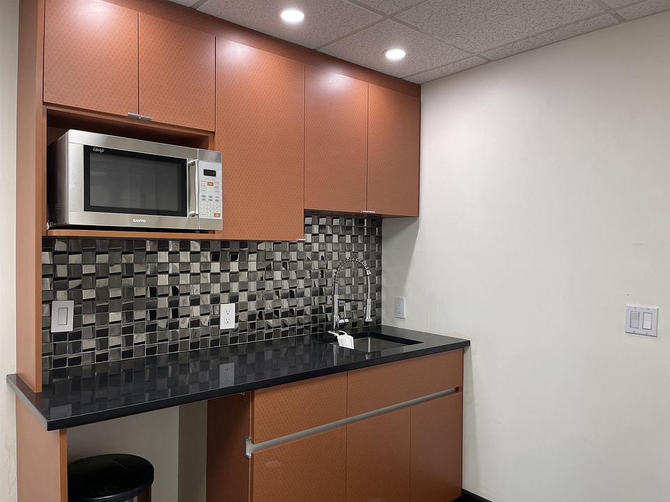 190 - 4611 No 6 Rd, Richmond, BC