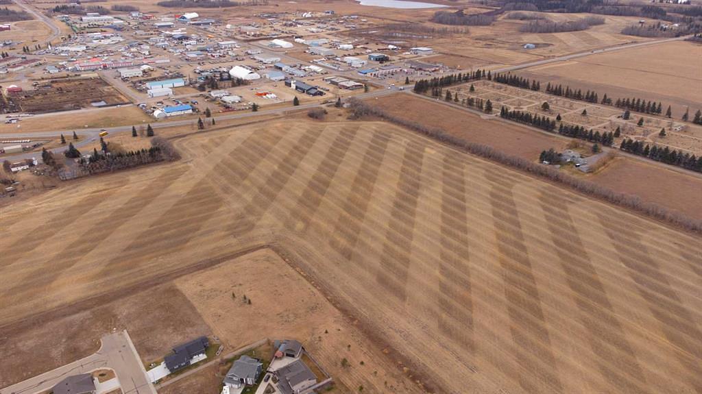 6302 48 Avenue, Ponoka, AB