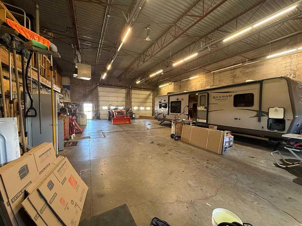 232 Stubb Ross Road, Lethbridge, AB