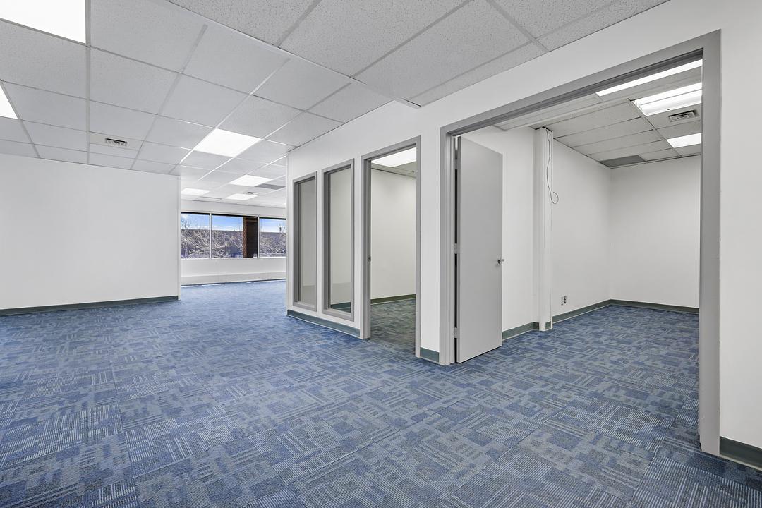 220 - 3016 19 Street Northeast, Calgary, AB
