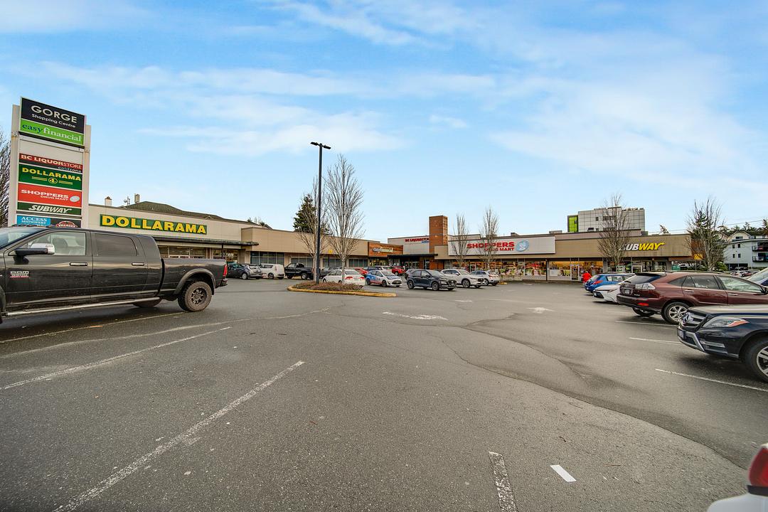 2929 Tillicum Road, Victoria, BC