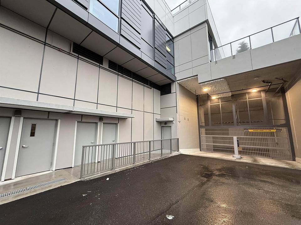 8437 Granville Street, Vancouver, BC