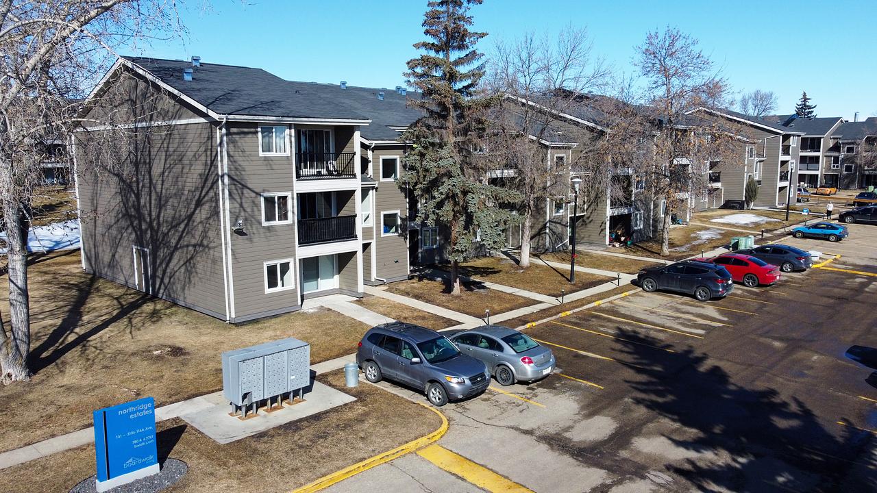 11915 34 Street Northwest, Edmonton, AB