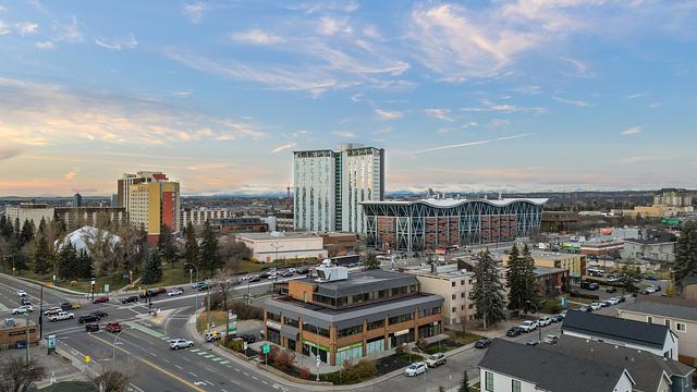 1717 10 Street Northwest, Calgary, AB