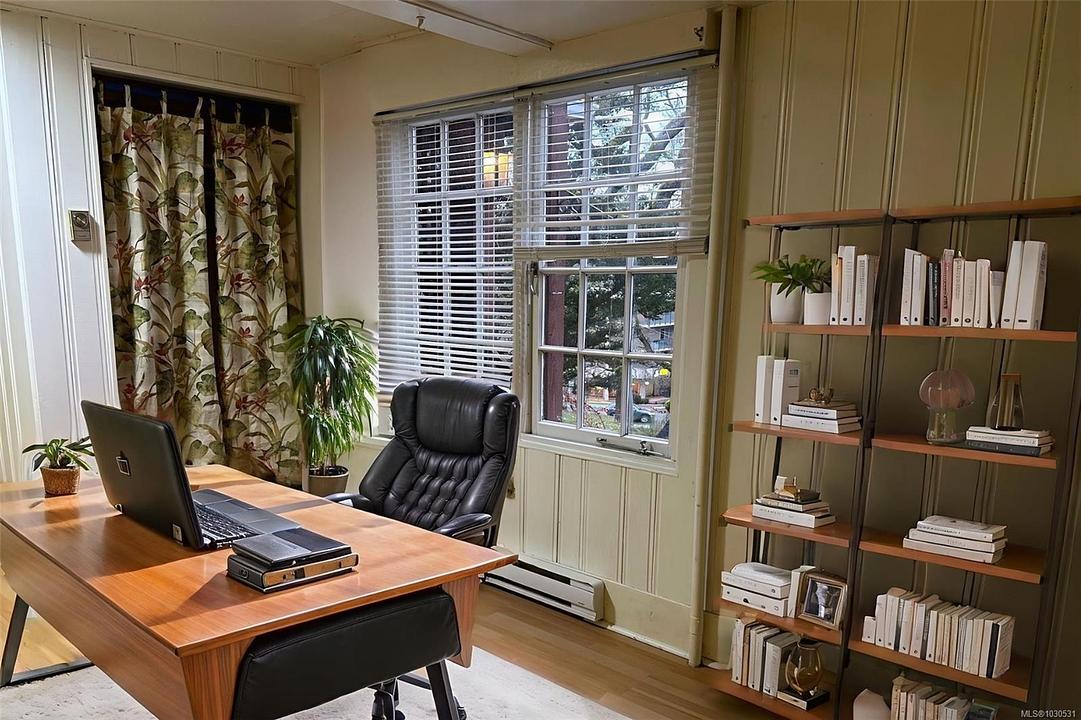 1043 Belmont Avenue, Victoria, BC