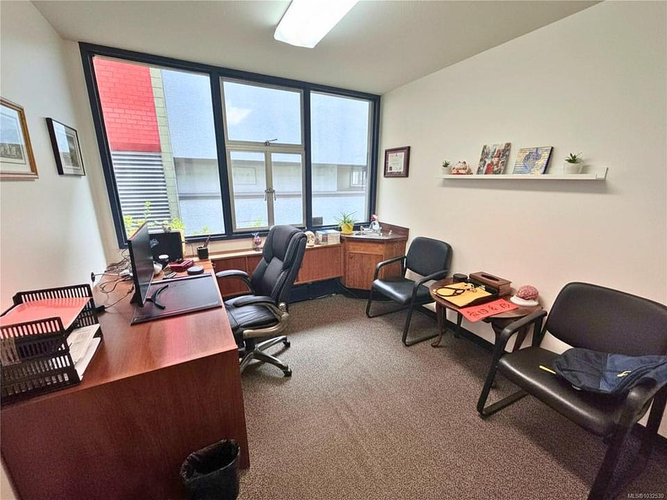 #202 - 1175 Cook Street, Victoria, BC
