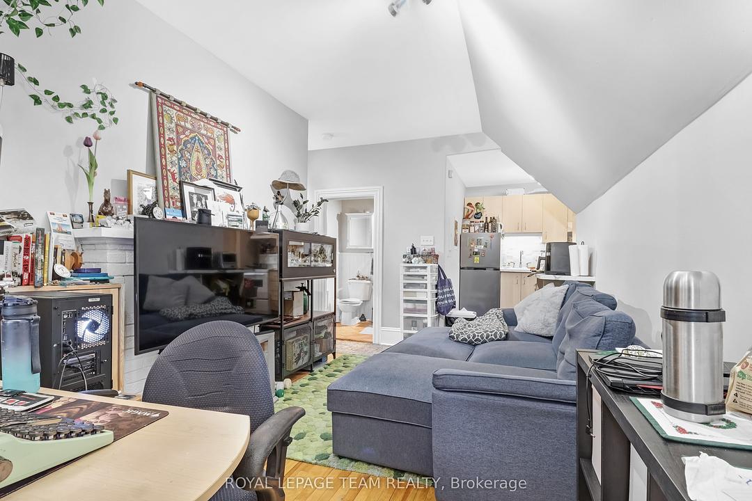 548 MacLaren Street, Ottawa, ON