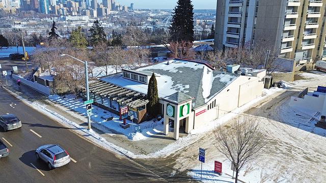 8642 108A Street Northwest, Edmonton, AB