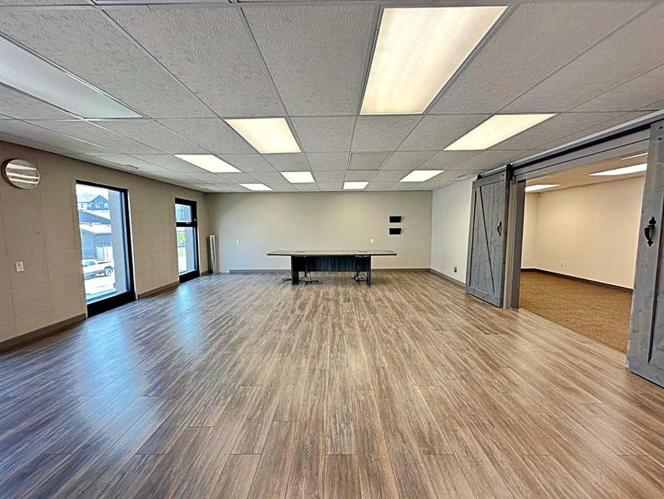 8121 Fraser Avenue, Fort McMurray, AB