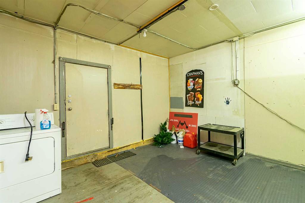 5007 50 Avenue, Stettler, AB