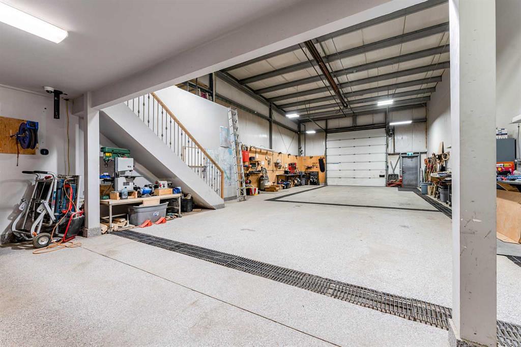 10 - 235105 Wrangler Drive, Rocky View County, AB