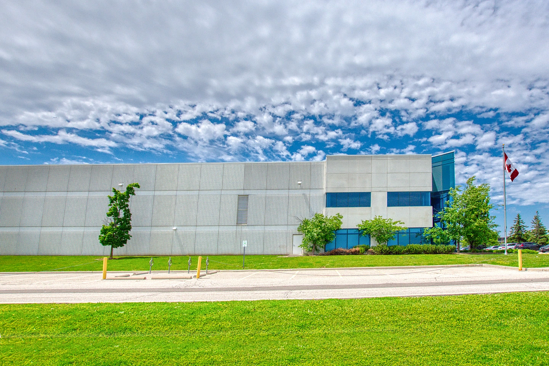 1 - 150 Courtneypark Drive West, Mississauga, ON
