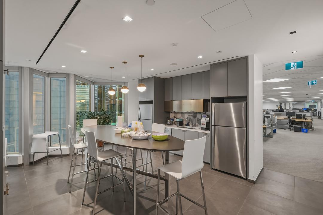 1800 - 200 Bay Street, Toronto, ON