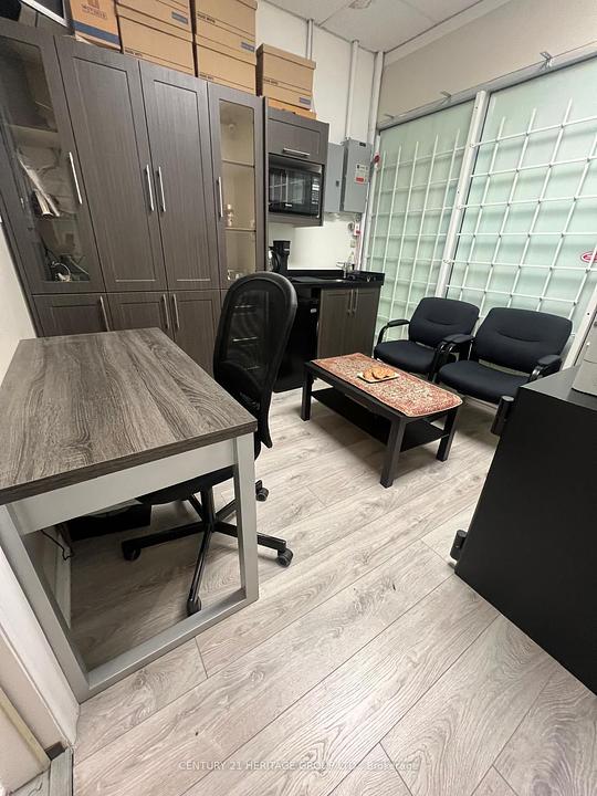 B23 - 7378 Yonge Street, Vaughan, ON