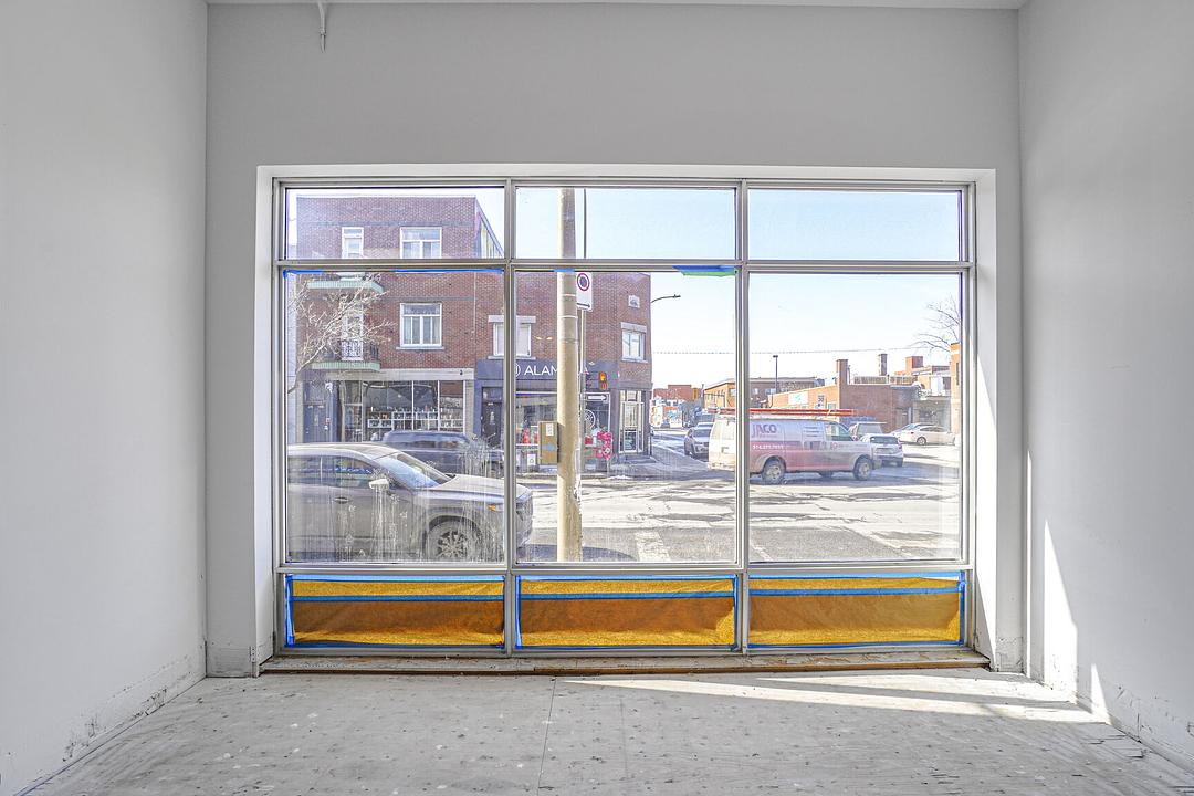 RDC - 6529 Boulevard Saint-Laurent, Montréal, QC