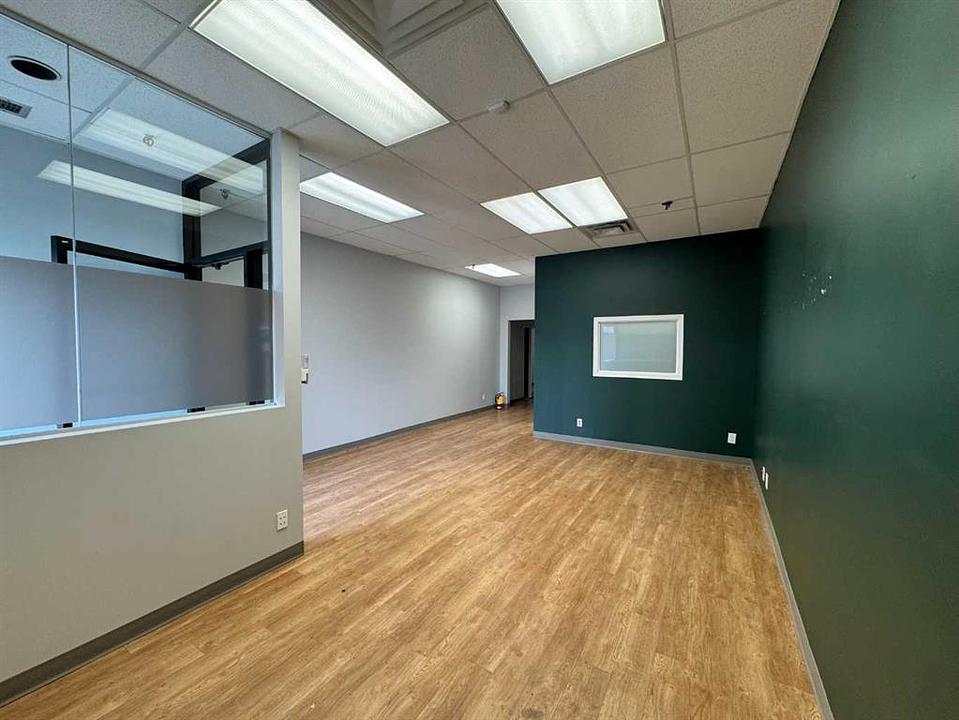 5A - 523 Woodpark Boulevard Southwest, Calgary, AB