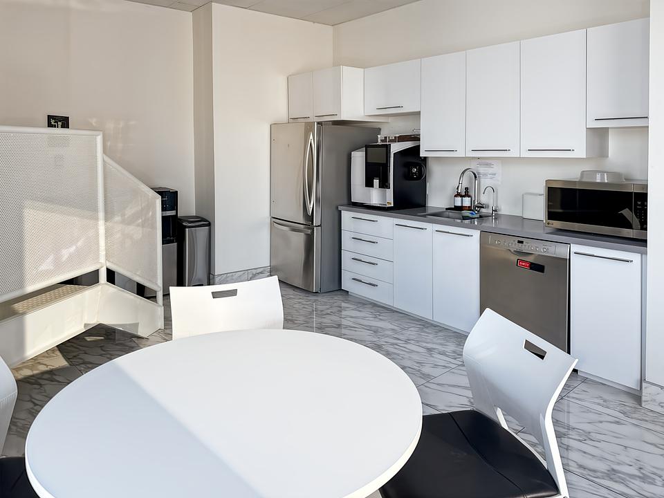 240 Rue Saint-Jacques, Montréal, QC
