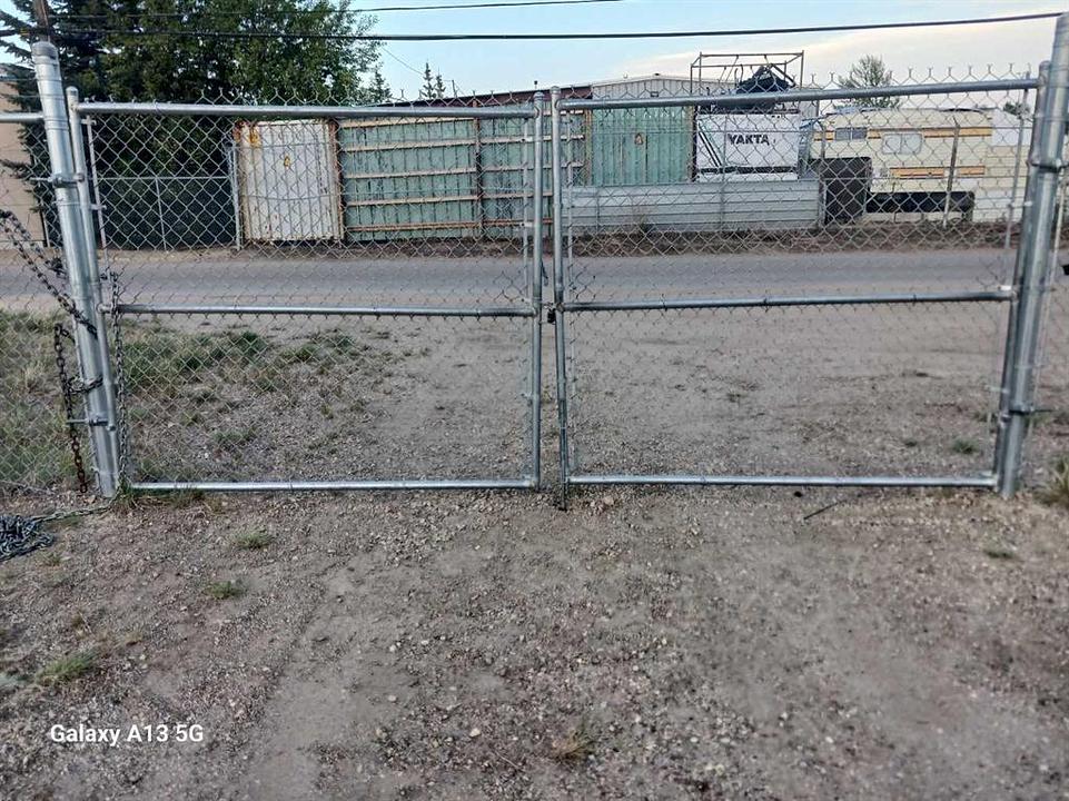 6789 52 Avenue, Red Deer, AB