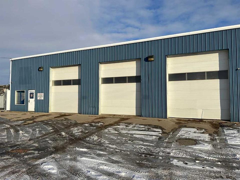 414 21 Street Southeast, High River, AB