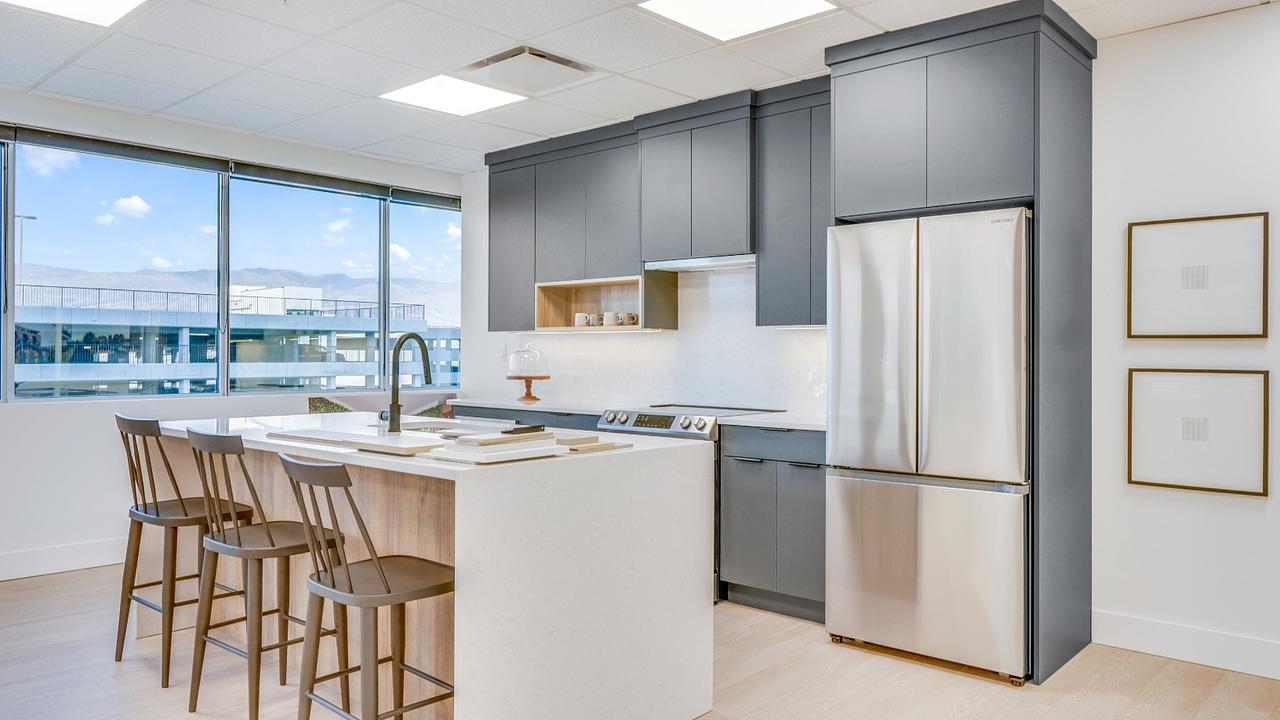 407 - 1708 Dolphin Avenue, Kelowna, BC