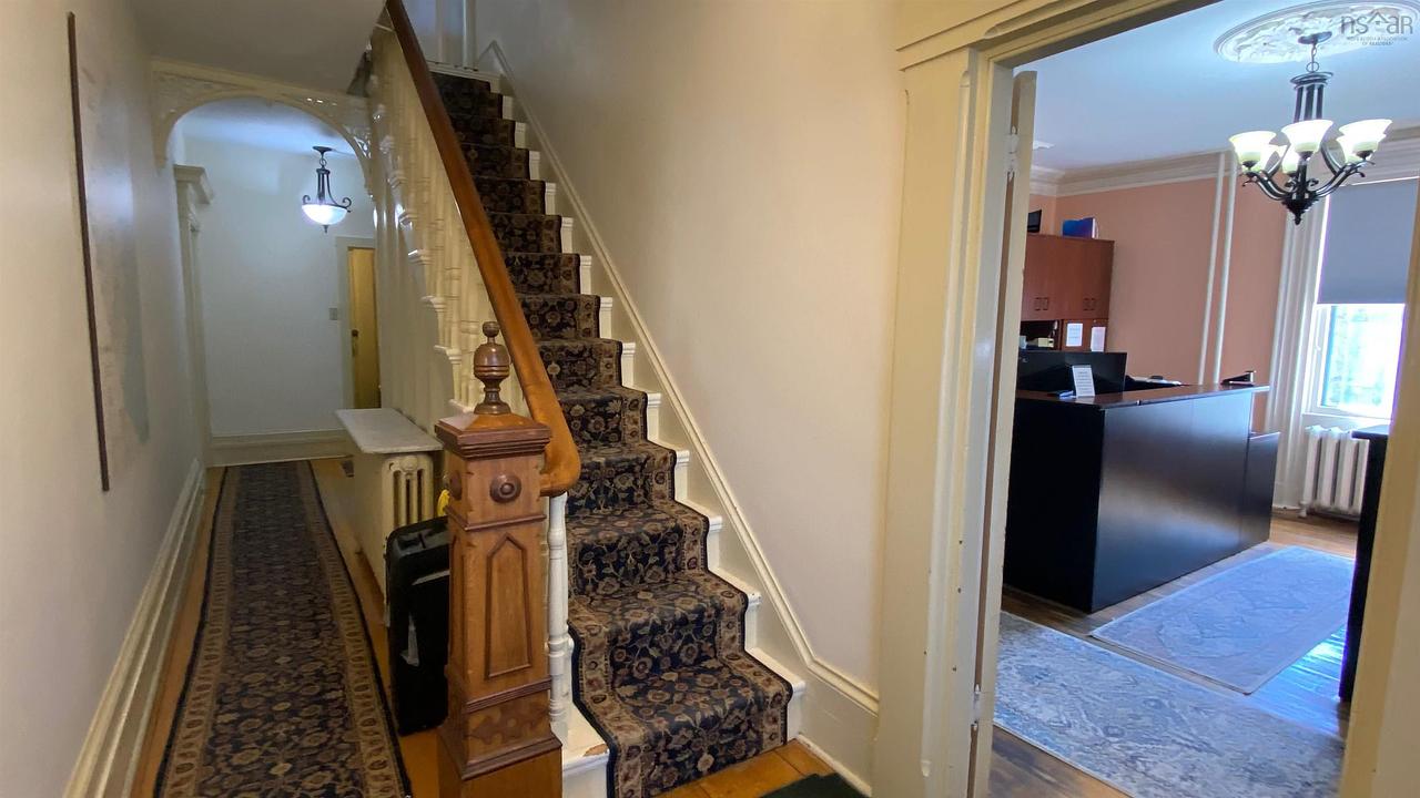 28 King Street, Lunenburg, NS