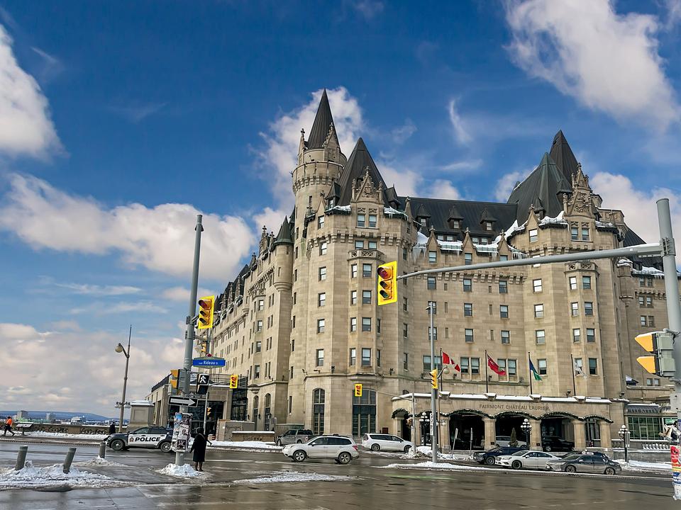 1 Rideau Street, Ottawa, ON