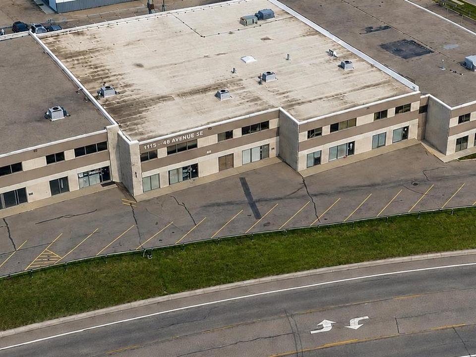 4 - 1115 48 Avenue Southeast, Calgary, AB
