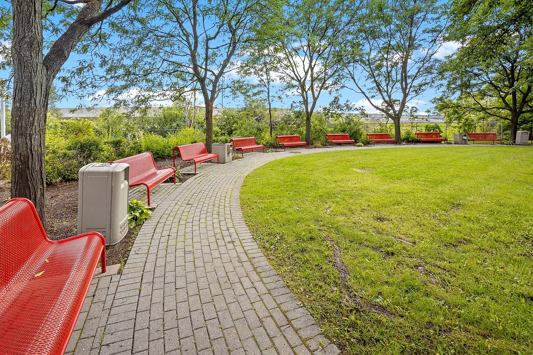 300 - 700-1420 Blair Towers Place, Ottawa, ON