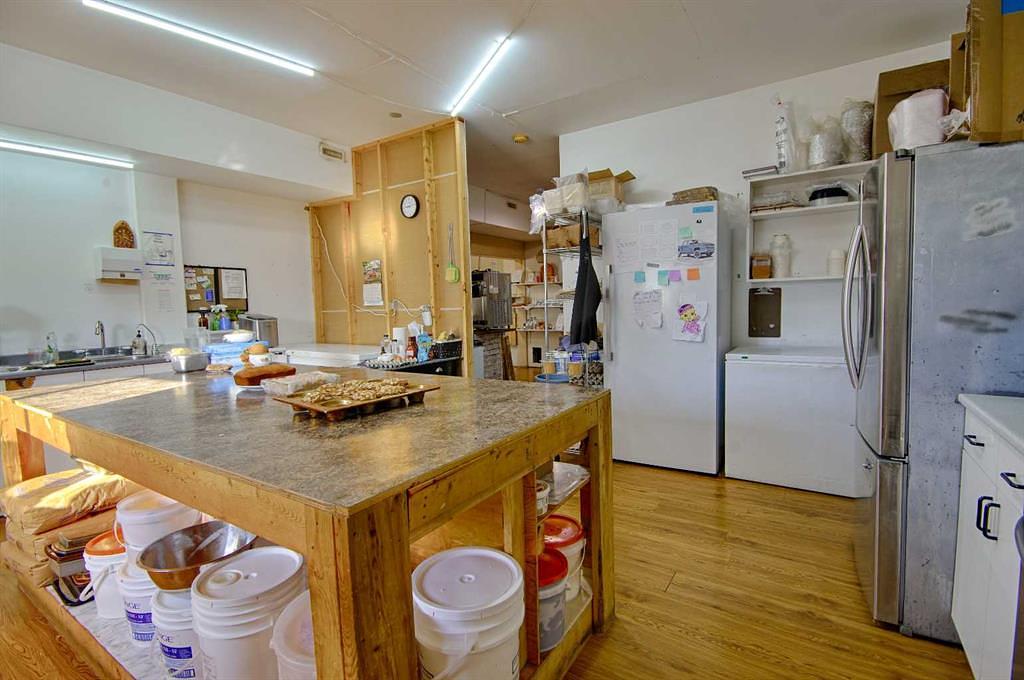 101 3 Street, Hays, AB