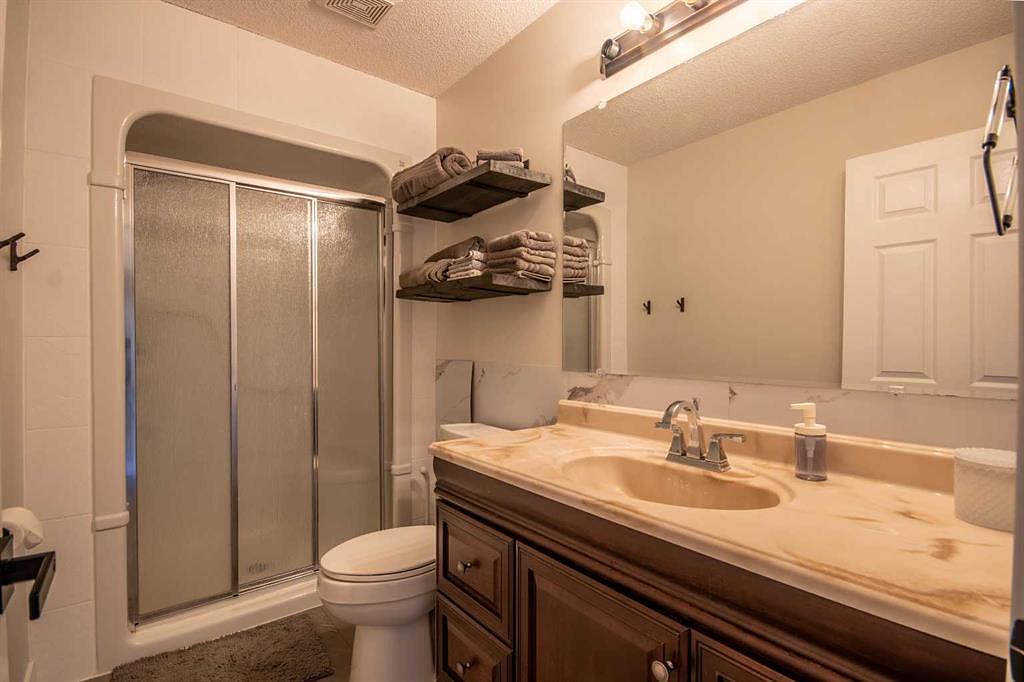 10 - 5113 Alberta 27, Mountain View County, AB