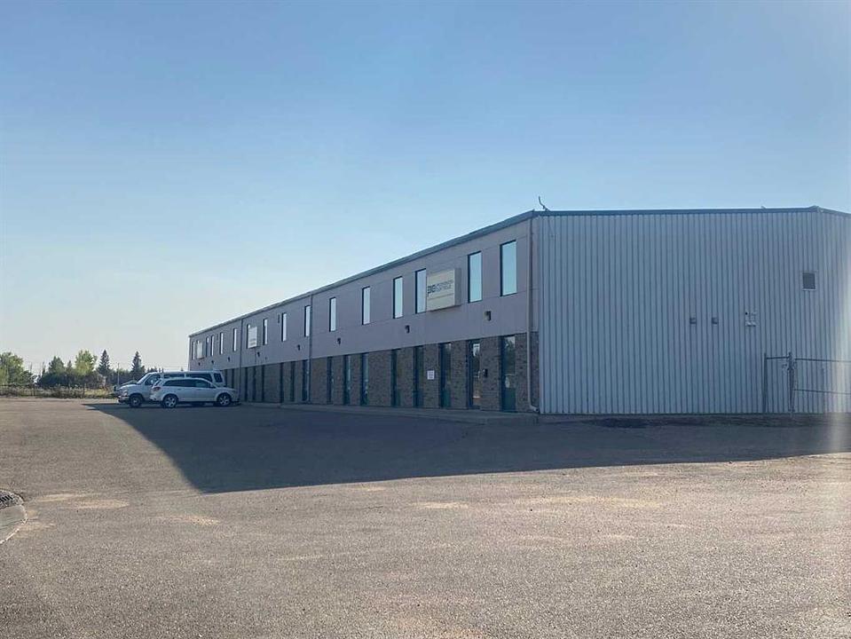 1,2,3 - 5914 51 Avenue, Lloydminster, AB