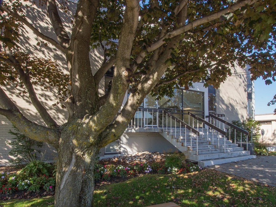 2nd Floor - 1785 Woodward Drive, Ottawa, ON