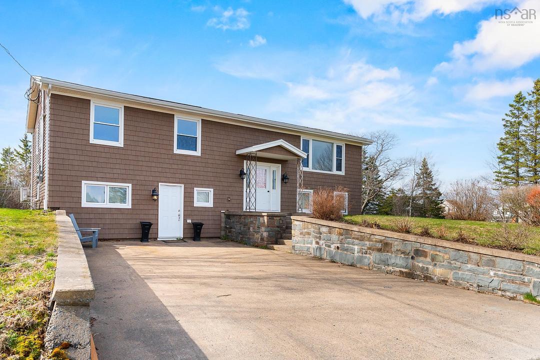 388 Cobequid Road, Lower Sackville, NS