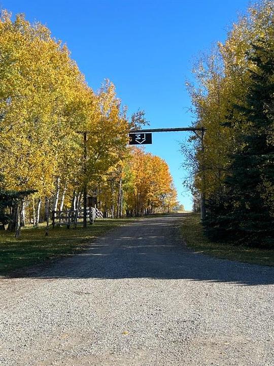 Township Road 323a, Mountain View County, AB