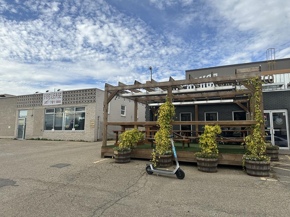 9860 62 Ave NW, Edmonton , AB