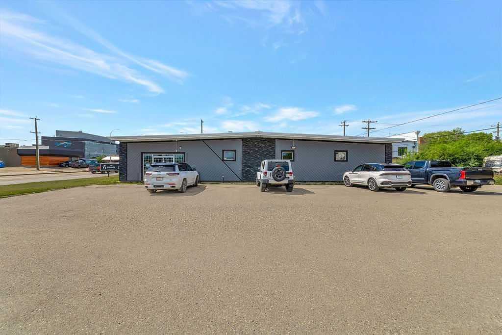 4818 44 Street, Lloydminster, SK