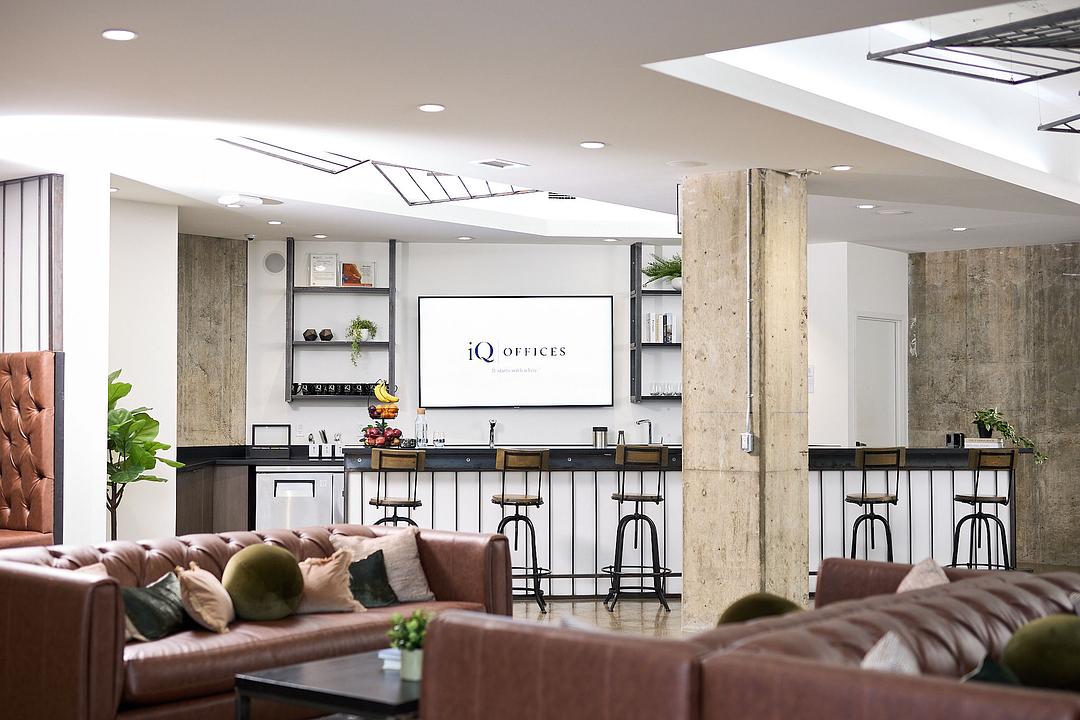 258 - 250 University Ave, Toronto, ON