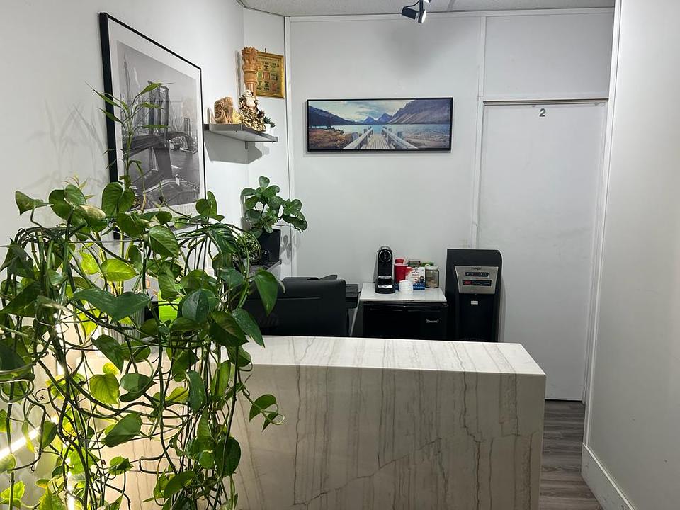 208 - 1160 Burrard St, Vancouver, BC